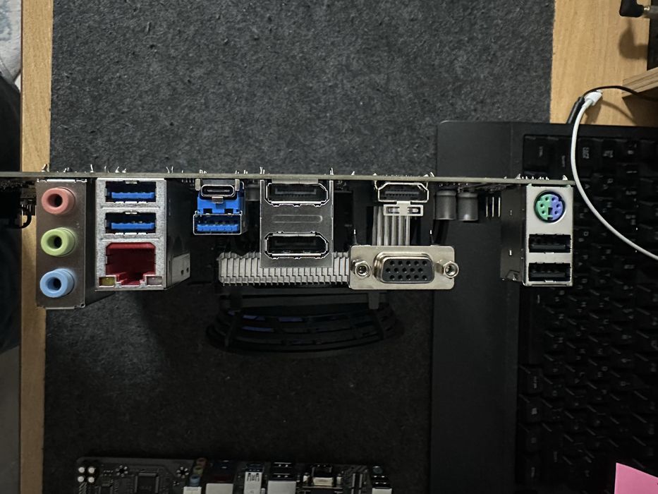 материнка B760m+i3+16gb