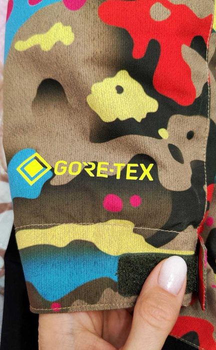 Детский комбинезон Burton Unisex-Child Gore-tex на 4года