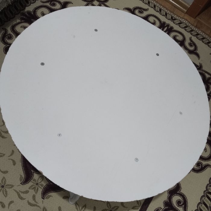 Журнальный столик