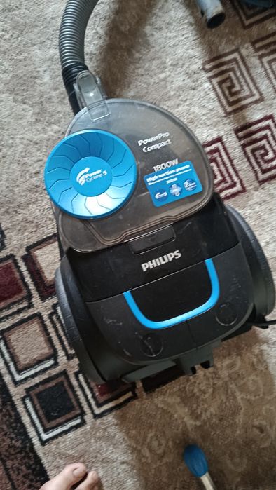 Срочно продам пылесос PHILIPS