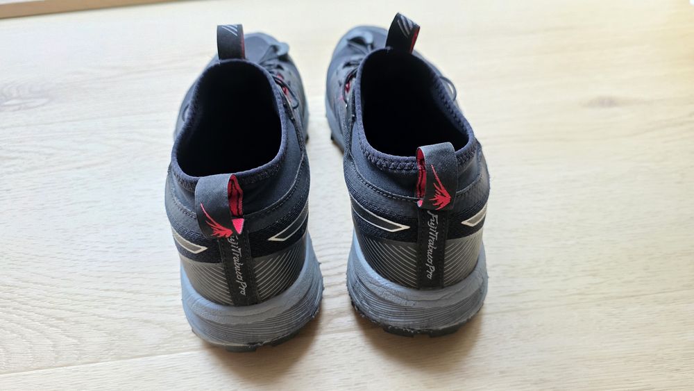 Планински маратонки Asics Fuji trabuco Pro 39 номер