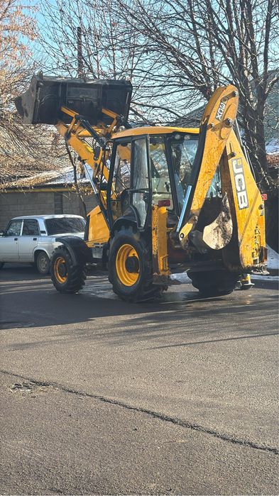 Услуги экскаватора-погрузчика 3 в 1