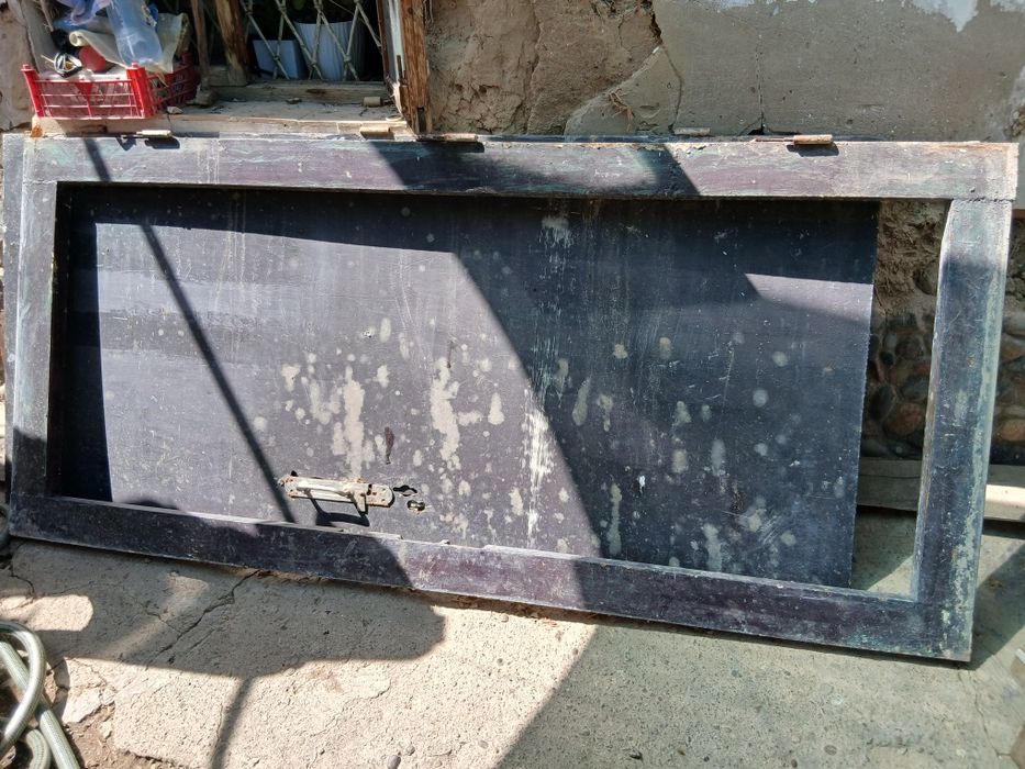 Продам дверь жилезная