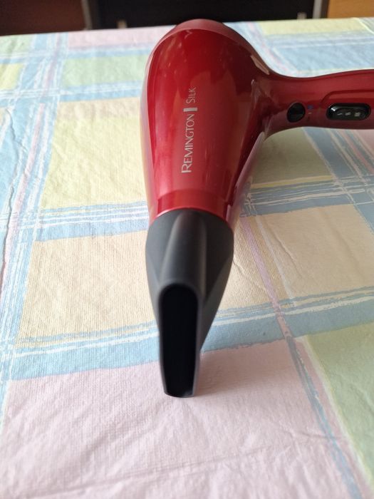 Сешоар Remington Professional Silk Dryer AC9096