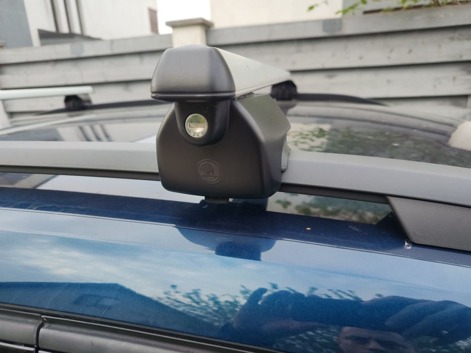 Cutie portbagaj Skoda - 380L +  Set bare transversale suport portbagaj originale Skoda Karoq 2018 - prezent