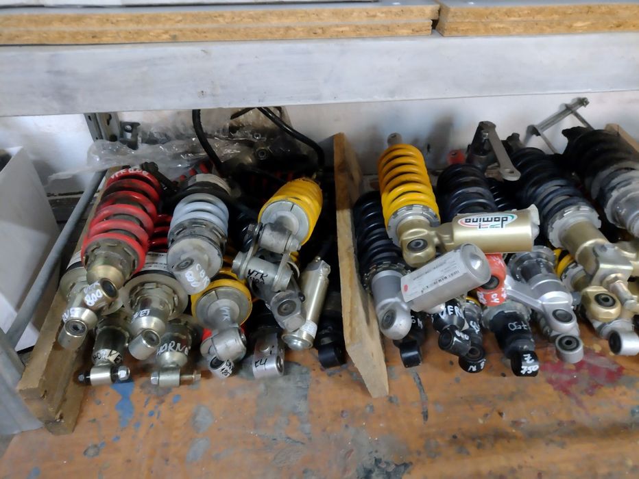 Задни амортисьори  за Мотоциклети