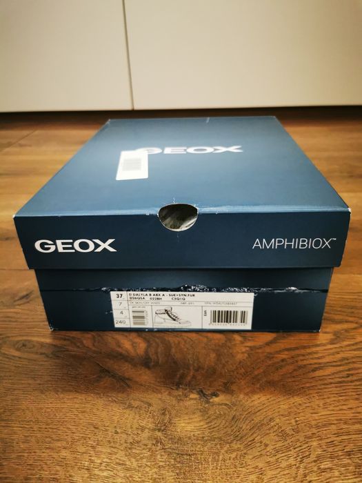 Зимни бежови боти Geox, 37 номер