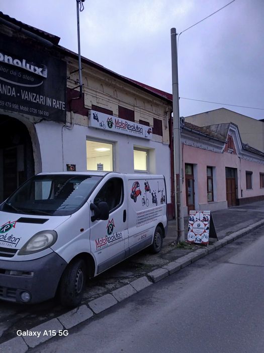 Opel Vivaro 1.9 Tdi an 2001, pentru marfa, Schimb cu VW Touran, Golf