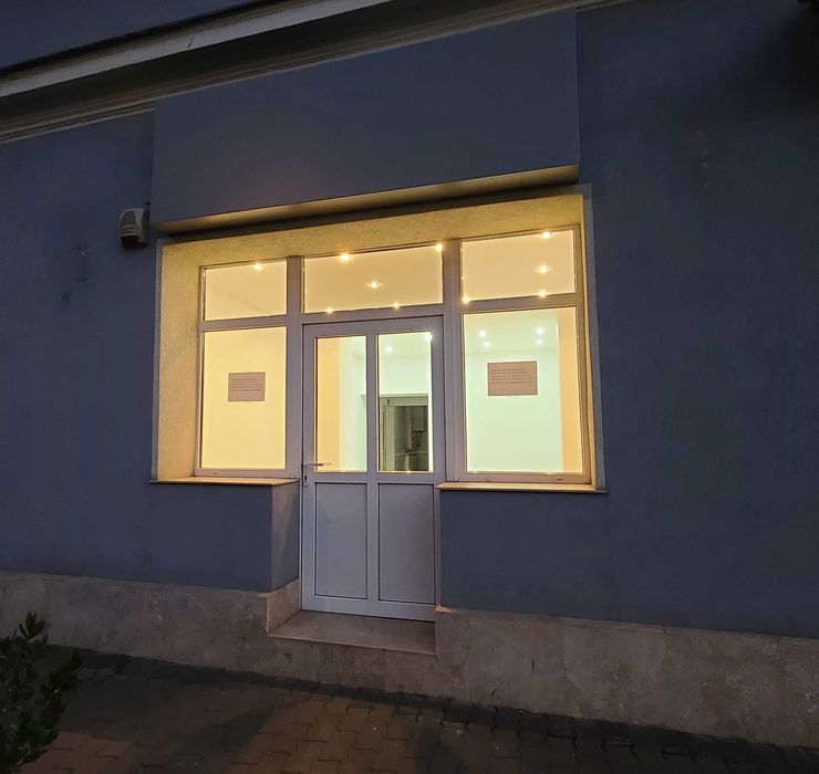 Închiriez spațiu comercial SAD 55 mp, zona Bălcescu pt cabinet medical