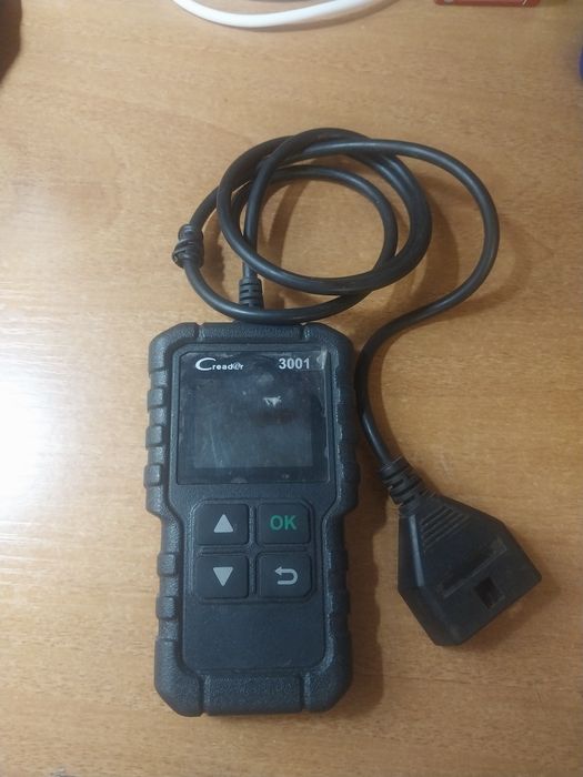 Продам автосканер Launch Creader CR3001 (Launch 3001)