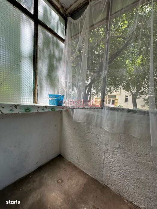 Garsonieră spațioasă | Parter | Mobilată și utilată | Balcon |