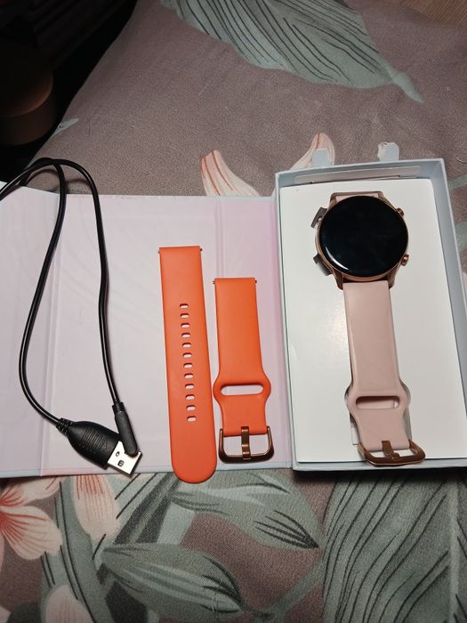 Продам электронные часы