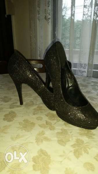 Поемам Доставката НОВИ официални обувки