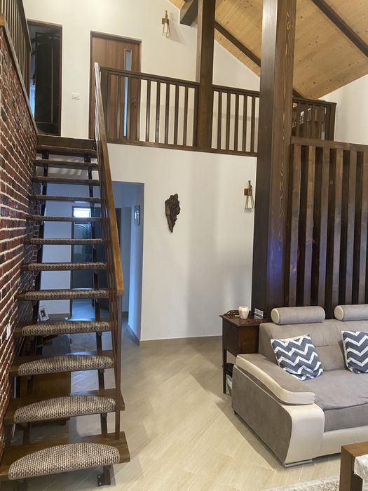 Casă  cu 2 dormitoare la parter! Cart. Tineretului