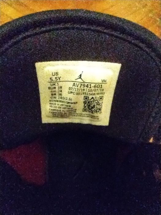 Nike  roșii originali