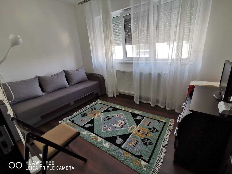 Închiriez apartament 3 camere, Valea Lupului.