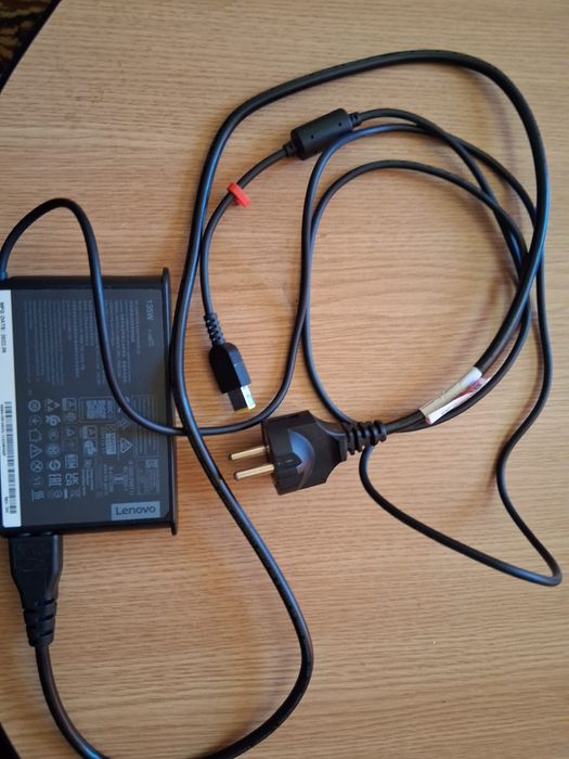 Alimentator laptop Lenovo .20 v, 6,75A, 135w
