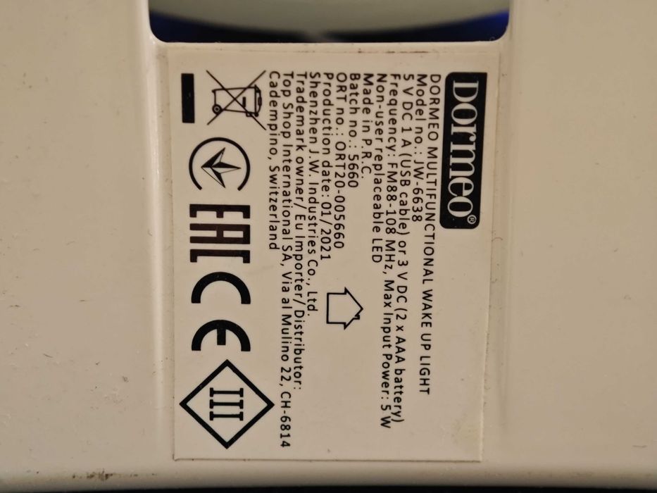 Радио часовник с аларма и различни цветове Дормео Dormeo