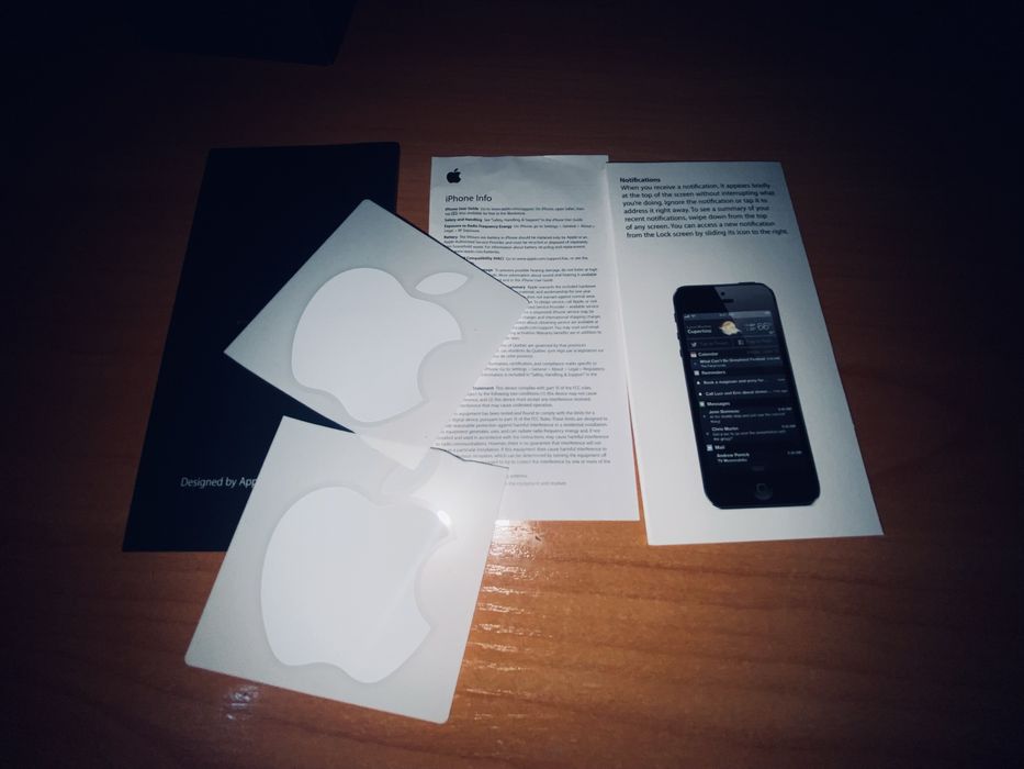 продам IPhone 5.