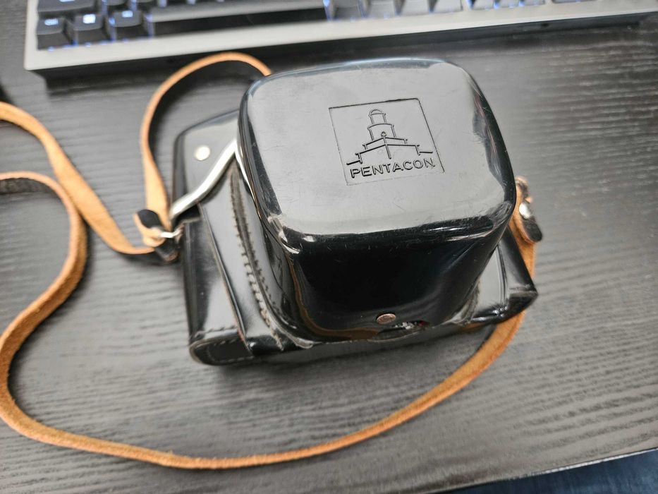 Лентов фотоапарат Praktica Super TL1000 + Zeiss Tessar 2.8/50