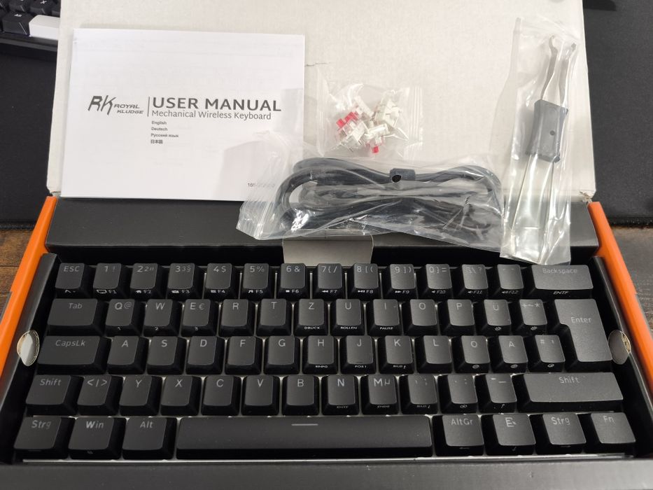Tastatura Royale kludge RK61 mecanica wireless noua Alb/Negru
