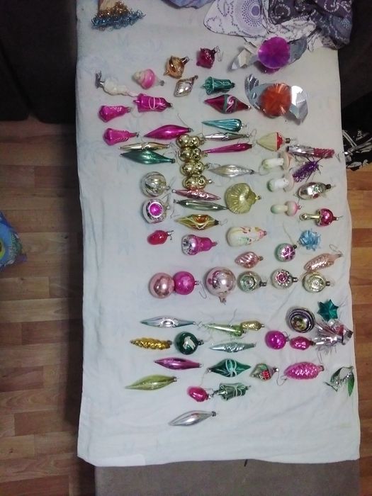 Продам ёлочные игрушки