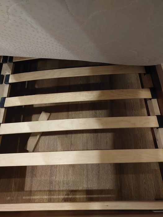 Шкаф  зеркальный