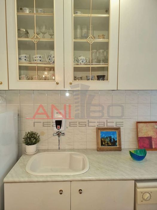 Продава се Къща в Варна, Център - 73 кв.м за 1530 €/кв.м - Снимка #2