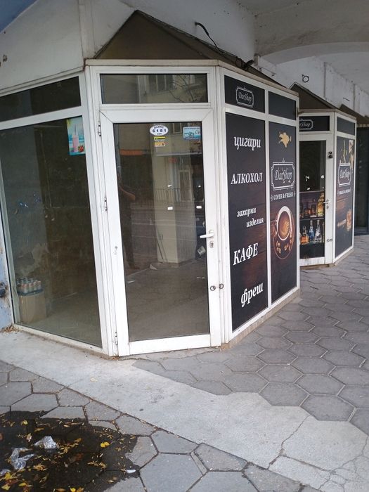 Дава се под наем Магазин в Пловдив, Старият град - 18 кв.м за 168.3 € - Снимка #1