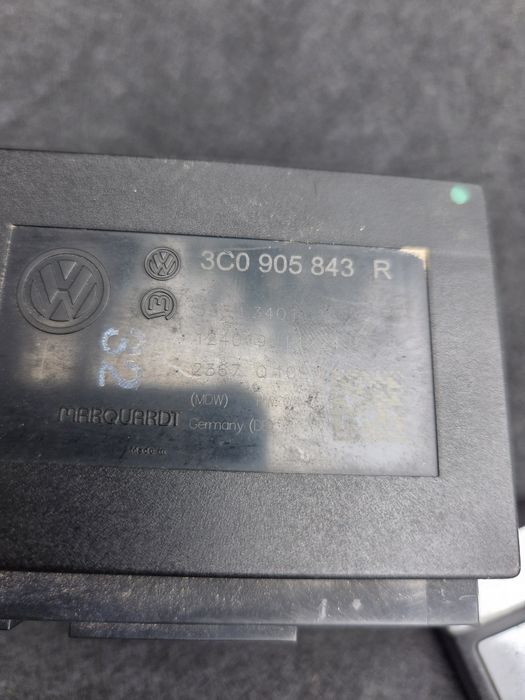 Гълтач с ключ за Vw Passat B6 / основа за ключ
