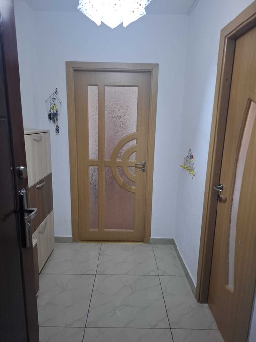 Vând apartament cu 2 camere