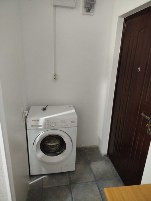 Vând garsonieră confort 3 , Alunisului- Melinesti