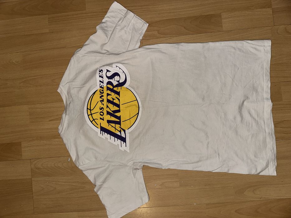 LeBron James #6 Lakers комплект: бяла тениска + лилави шорти NBA