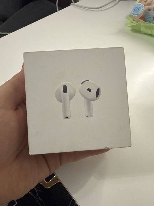 AirPods 4 ОРИГИНАЛ бу торг имеется