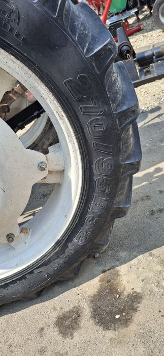 Roti tractor 11,2R32