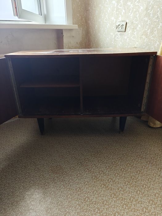 Отдам даром тумбу под телевизор