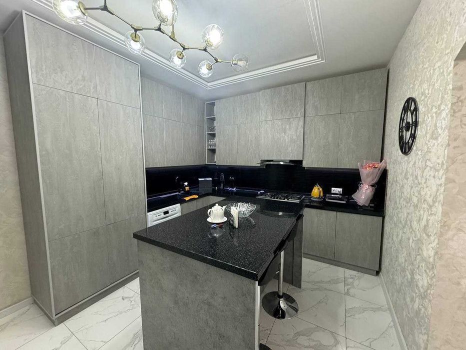 Евро дом 6 соток Фасада 20х30 3-уровня 6 ком ор-р парк Янги Узбекистан