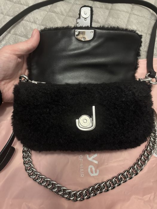 Оригинална  чантичка Marc Jacobs