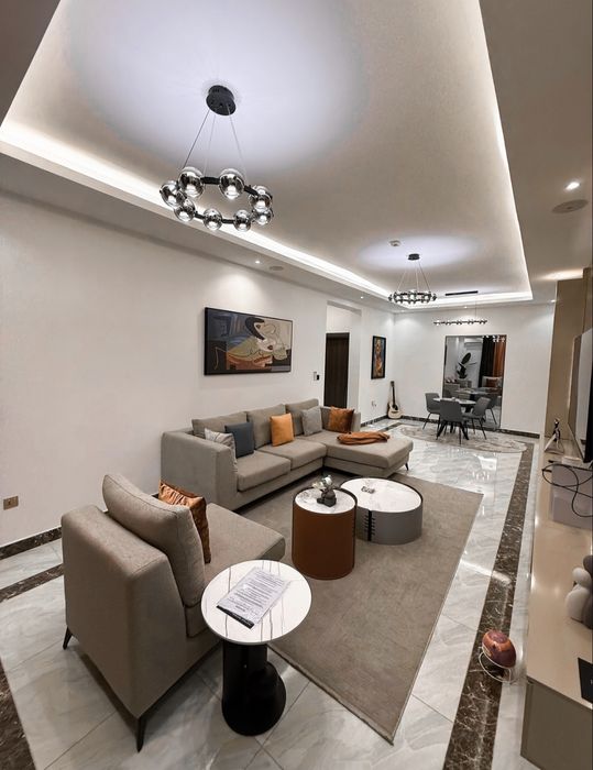 Сдаётся срочно 2 комнатная квартира на Ойбек метро