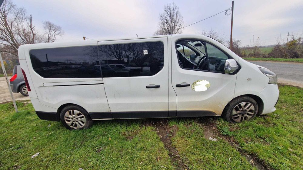 Dezmembrez Renault Trafic 2016 Mini Bus 1.6 biturbo