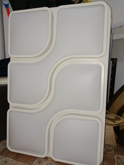 Продам диодовую люстру