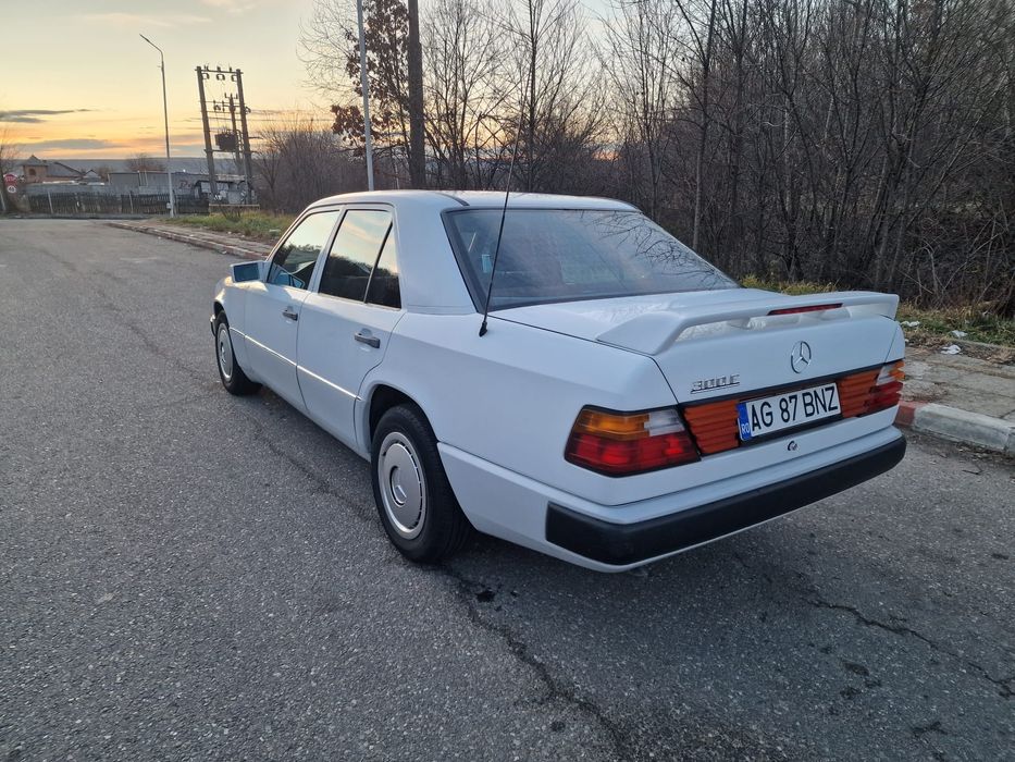 Mercedes E classe   E 230      9999 Euro