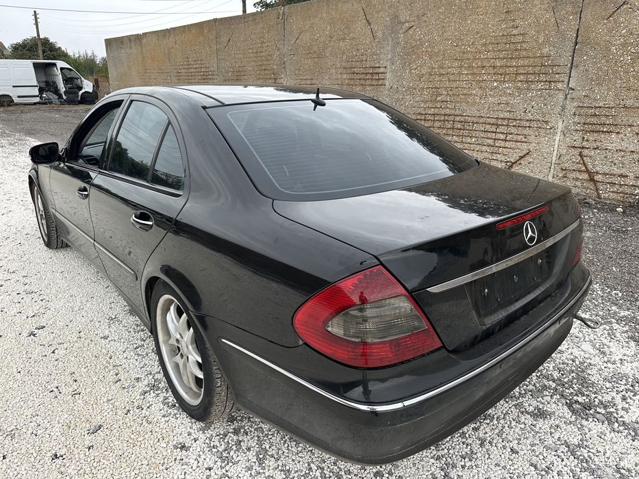 Mercedes E320 W211 facelift на части