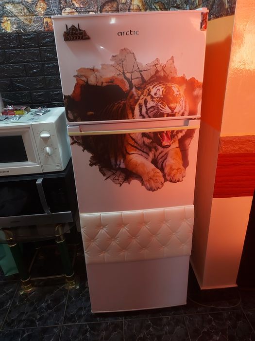 Oferta !!Frigider Arctic cu tv LG inclus în preț!
