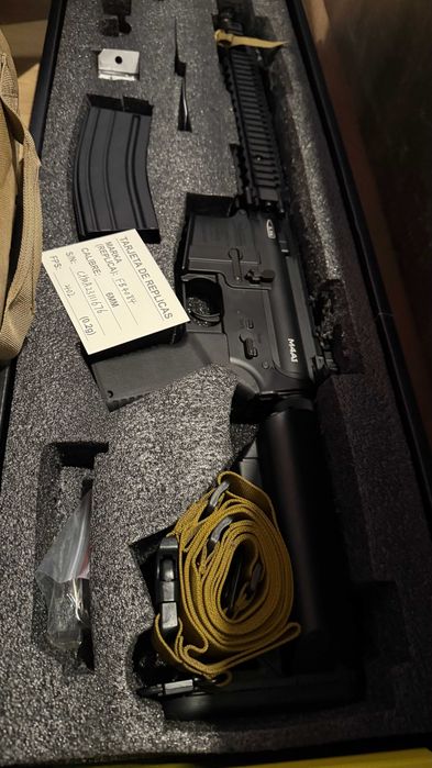 Airsoft екипировка: M4A1 CYMA Platinum + chest rig + зарядно + батерия