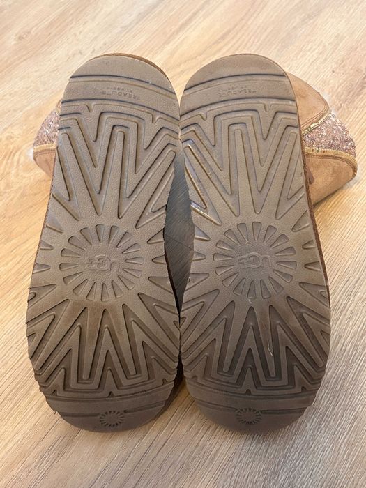 Cizme Originale UGG Classic Zip Boot