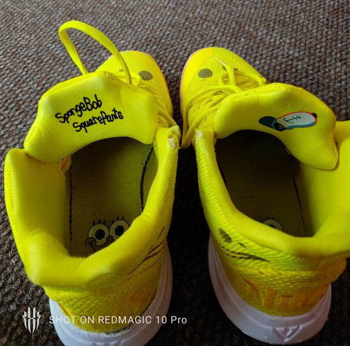 Продам кросовки Kyrie 5 в колобарвции Спанч Боб