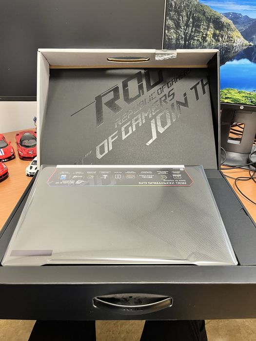 ASUS ROG Zephyrus G15