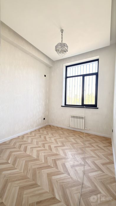 Продаётся 4х ком квартира 1 этаж