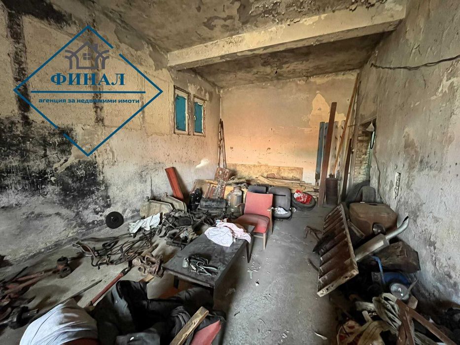 Търговски обект в с. Хан Крум